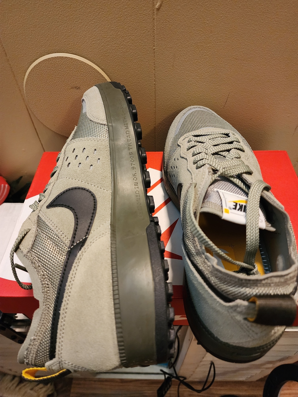 Nike City Surplus Mens Army Olive-Tan and Black Rugged Trail Sneaker - Picture 6 of 9